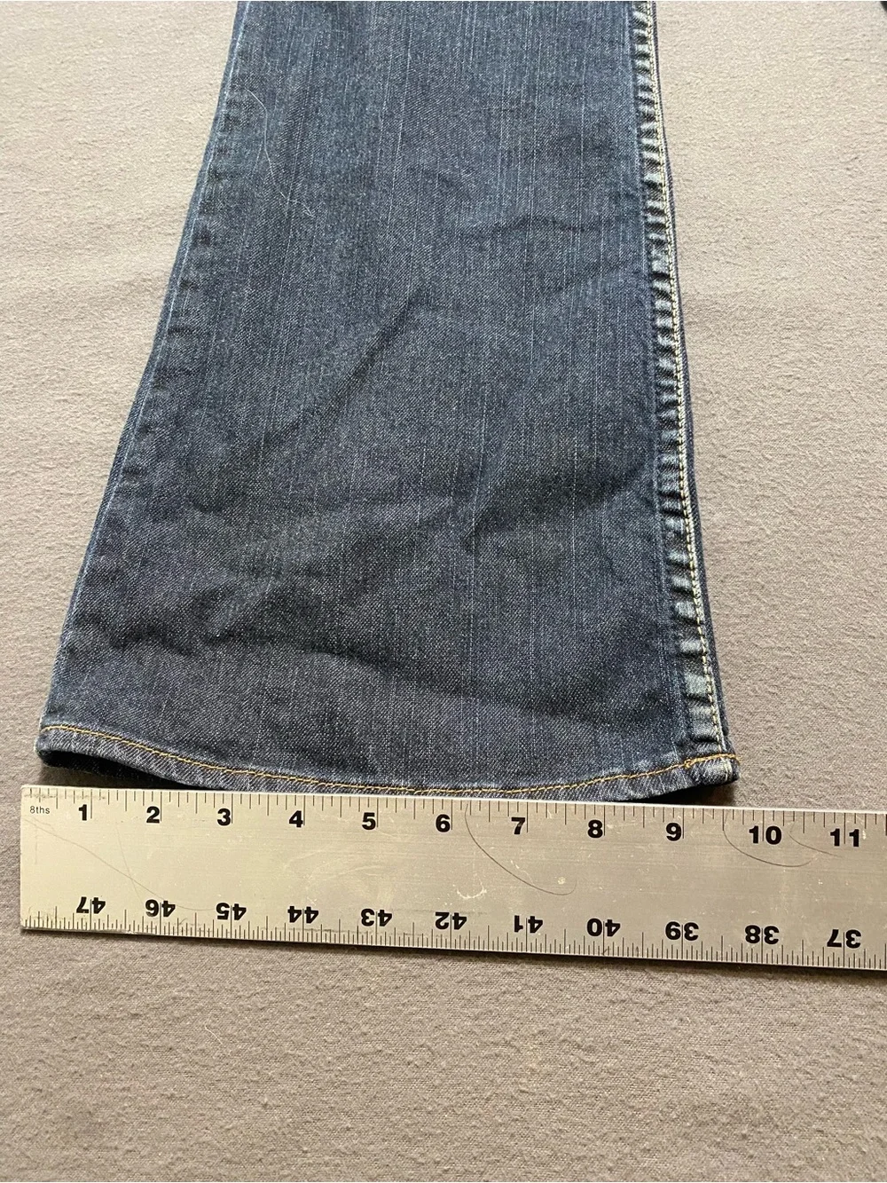 Silver Jeans Women’s Tina Medium Blue Bootcut Jeans Size 29/35